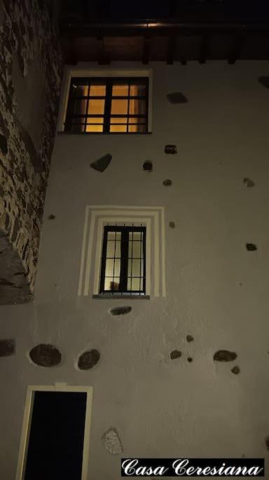 הוילה Carabietta Antica Torre Del Castello Casa Ceresiana מראה חיצוני תמונה